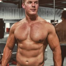 1_Dom-Adelaide-Topless-Waiter