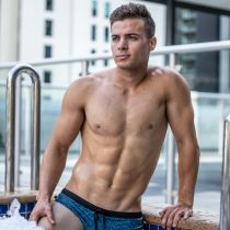 Brisbane_Male-Topless-Waiter-Daniel-M_Gold-Coast_Queensland_Magic-Men-Australia-10-2
