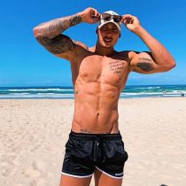 Micah-Topless-Waiter-Brisbane-Magic-Men