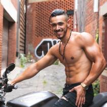 Charaf-toplesswaiter-melbourne