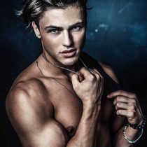 Sydney-Male-Stripper-Andrew-B-NSW-Magic-Men-Australia-min