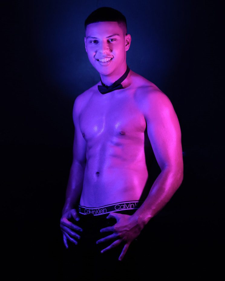 Perth_Male-Topless-Waiter-Alex-W_Western-Australia_Magic-Men-Australia-04