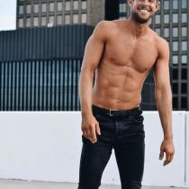 2_PERTH-WAITER-BRAD-E