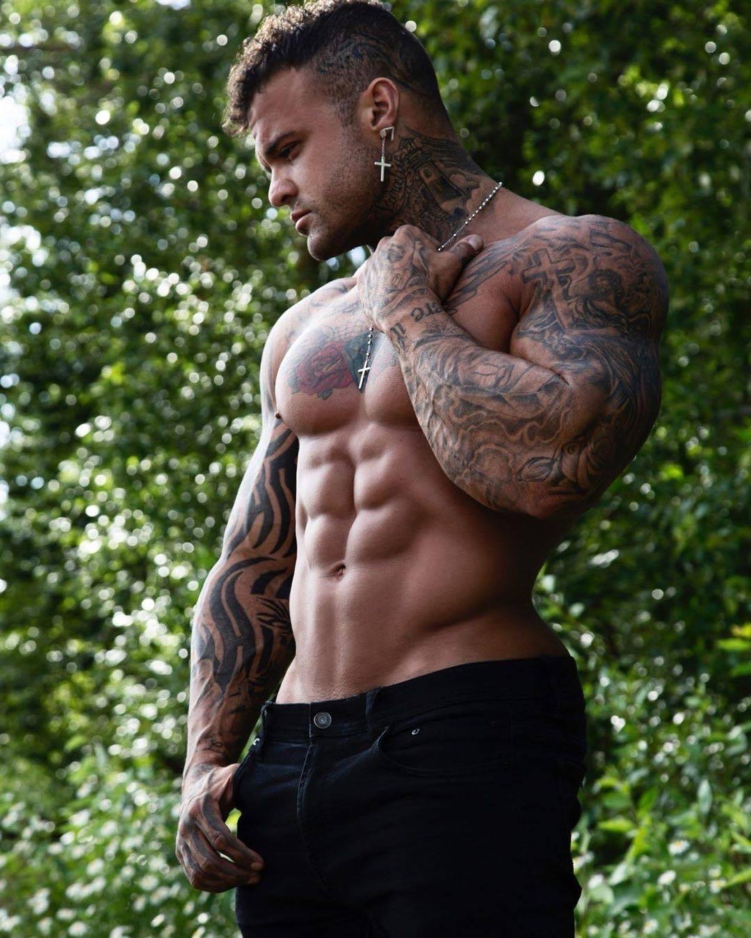 Justin-Michael-Sydney-stripper71701279_535212357297554_8756815657955229696_n-2