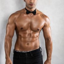 Tarik-Sydney-Topless-Waiter-Magicmen