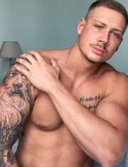 Micah-Brisbane-Magic-Men-Topless-Waiter
