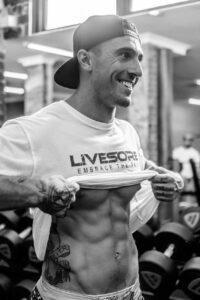 Sydney-waiter-Mattia