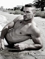 Sydney_Male-Topless-Waiter_Adam-G_New-South-Wales_SYD_NSW_Magic-Men-Australia