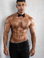 Tarik-Sydney-Topless-Waiter-Magicmen